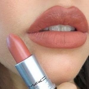 MAC Velvet Teddy Lipstick
